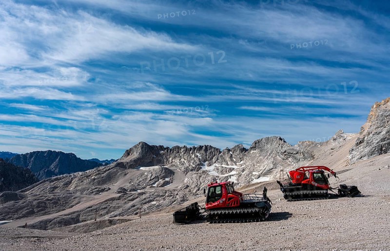 Snowcats in summer on the summit of the ZUgspitze