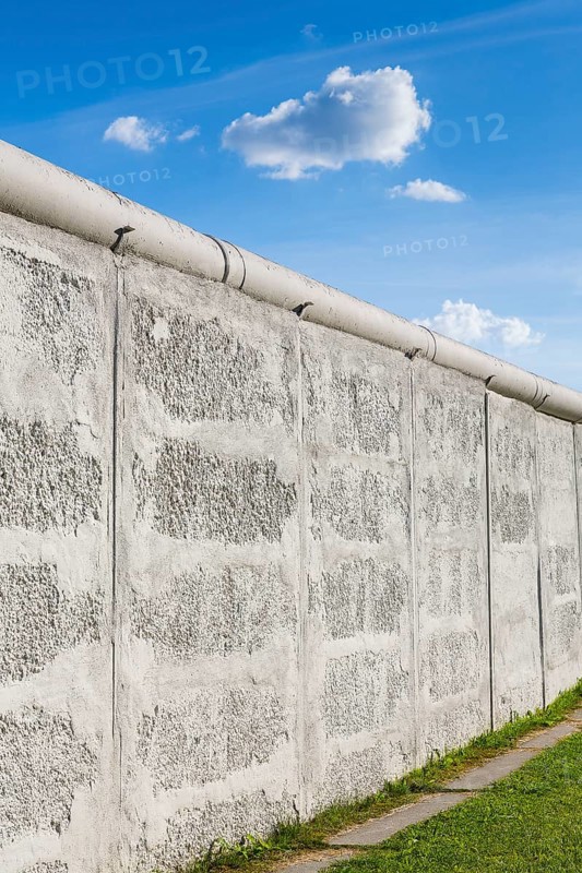 Detail of the wall of the former border fortification of the inner-German border