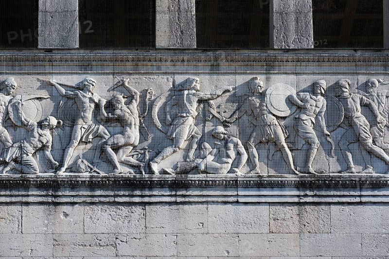 Greeks in battle