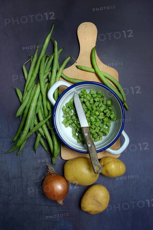 Chopped beans in shell
