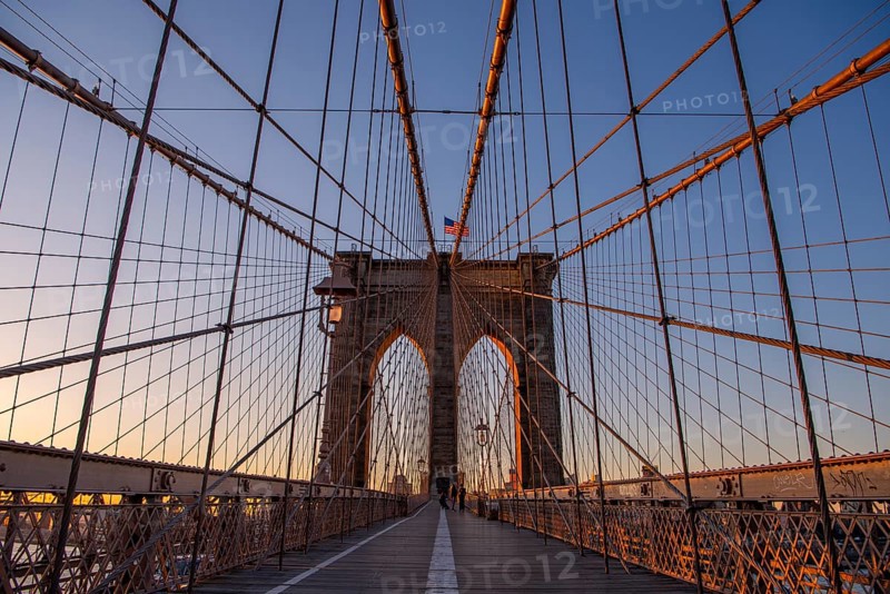 Brooklyn Bridge bei Sonnenaufgang