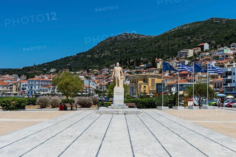 Statue in Samos town
