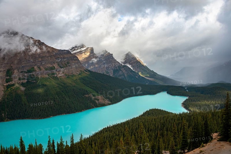 Cloudy mountain peaks