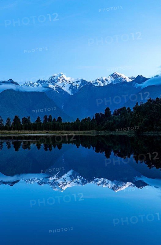 Morning view of Mount Cook and Mount Tasman