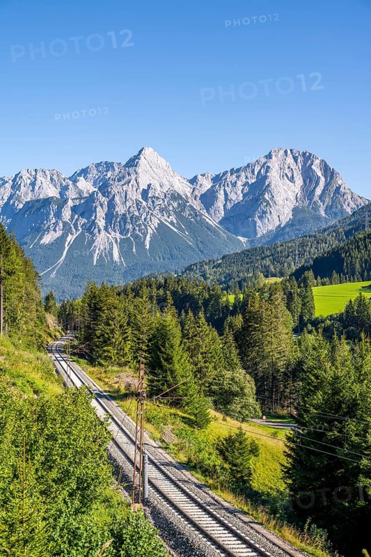 Railway in front of Ehrwalder Sonnenspitze