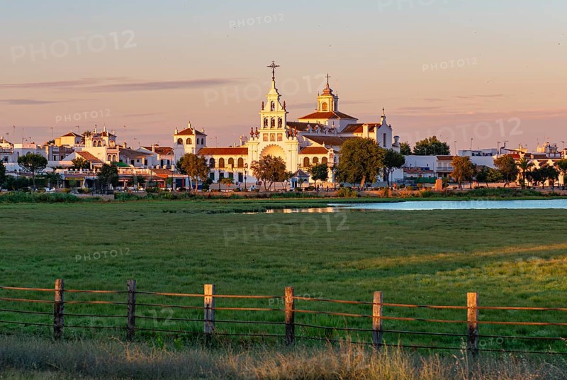Village El Rocio with hermitage of El Rocio