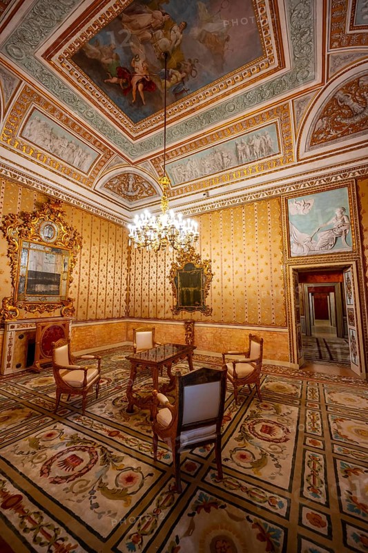 Historical furnishing of a Venetian palace