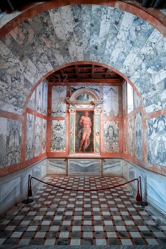 Room decorated with marble and mural