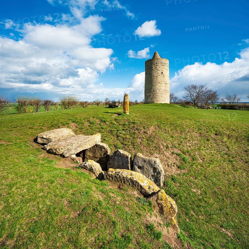 Monument ensemble