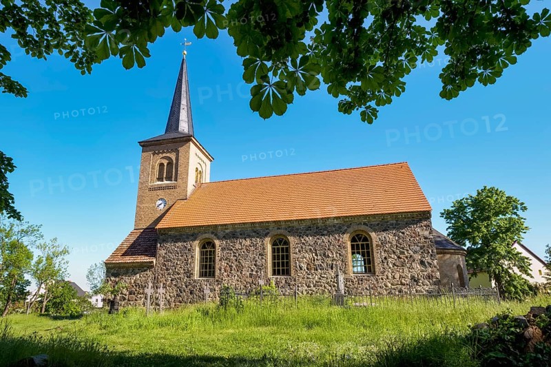 Juehnsdorf village church