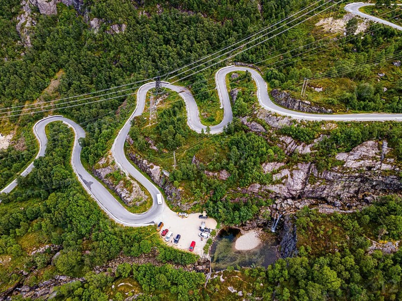 Zigzag road leading down to Lysebodn