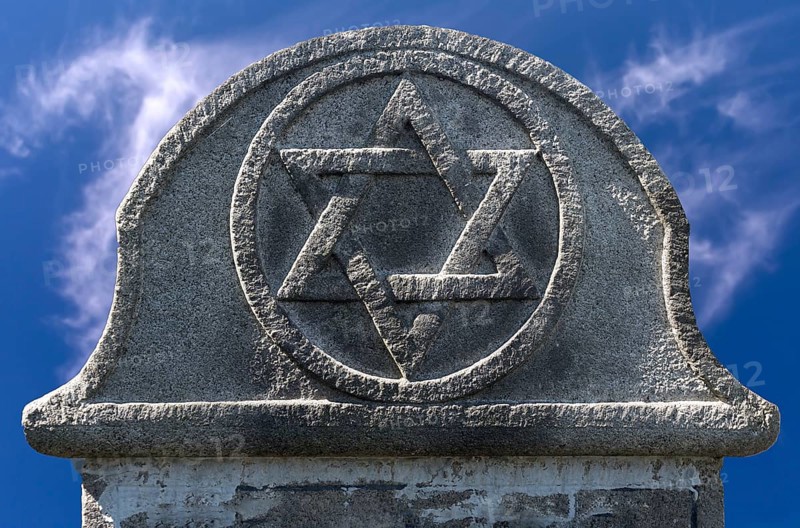Relief of a Star of David on a Jewish gravestone