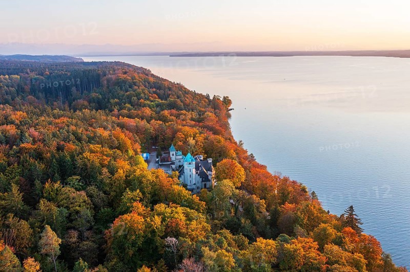 Seeburg Castle at Lake Starnberg in the evening light
