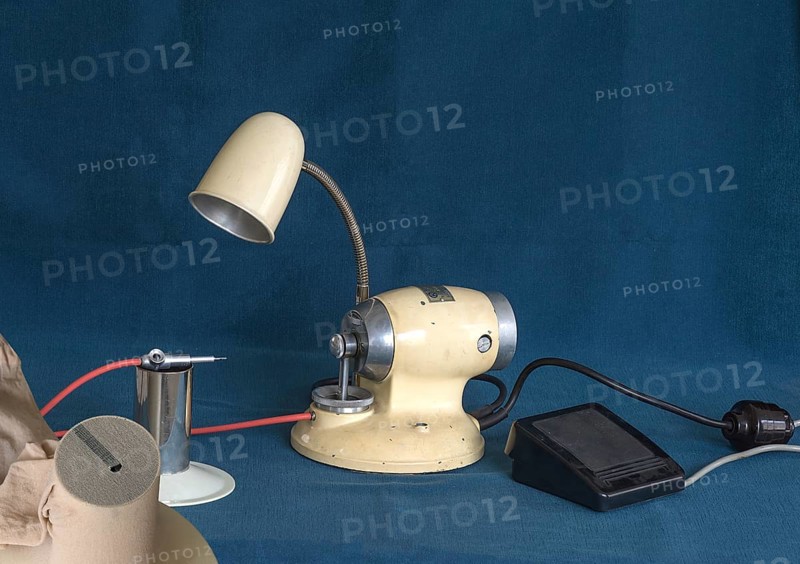 Repassing machine used to repair running stitches