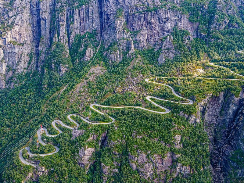 Zigzag road leading down to Lysebodn