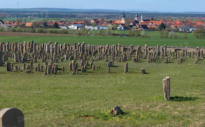 Old Jewish cemetery since 1432 with view of Roedelsee