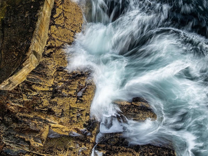 Incoming tide