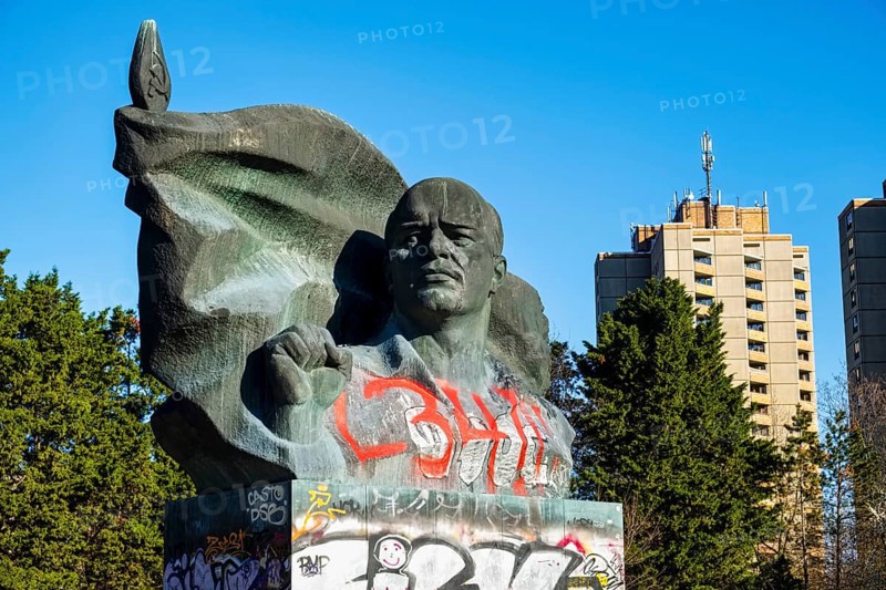 Ernst Thaelmann Monument