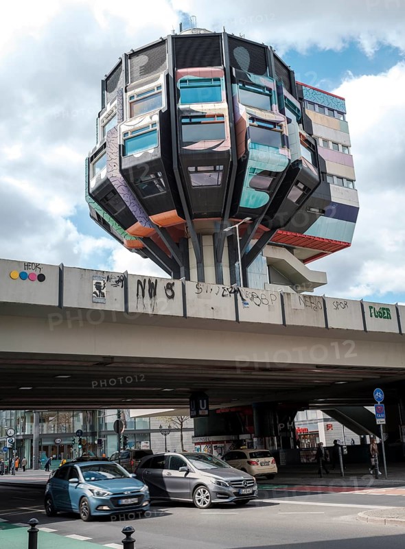 Beer brush at the A100 bridge over Schlossstrasse in Berlin-Steglitz