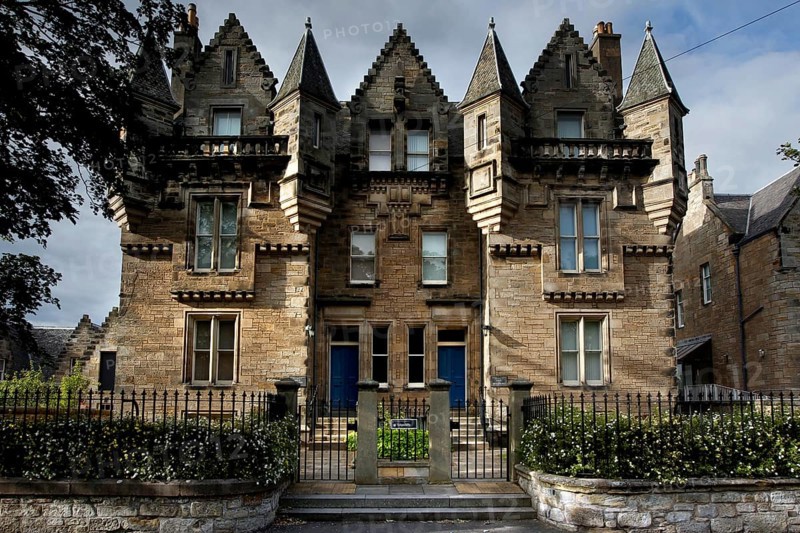 St Salvador's College