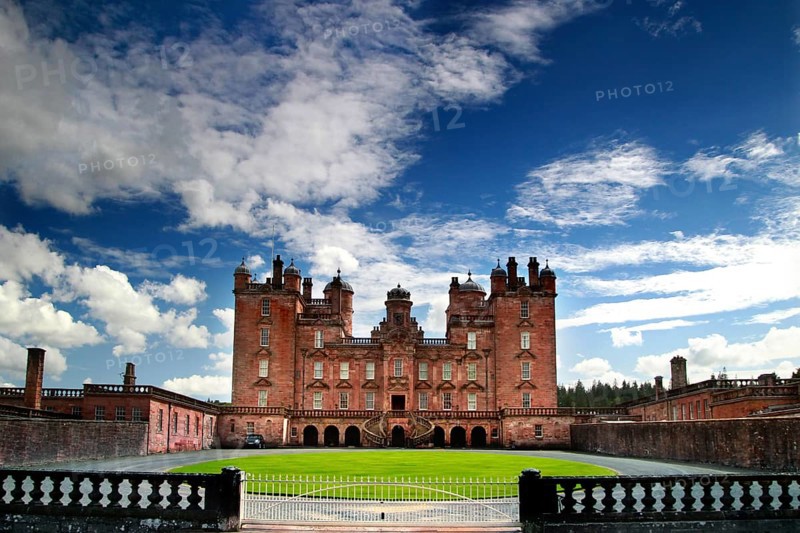 Drumlanrig Castle