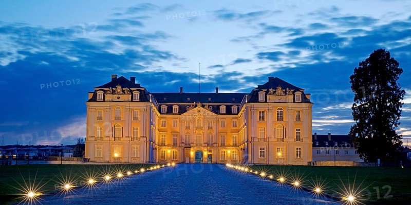 Augustusburg Castle in the evening
