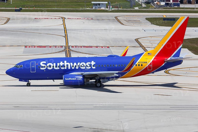 A Southwest Airlines Boeing 737-700 aircraft with registration number N720WN at Fort Lauderdale Airport