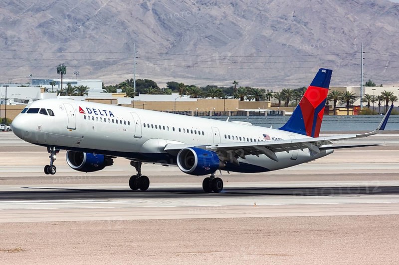 An Airbus A321 aircraft of Delta Air Lines with registration N340DN lands at Las Vegas airport