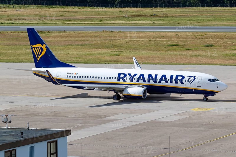 A Ryanair Boeing 737-800 aircraft with registration EI-FIO at Nuremberg Airport