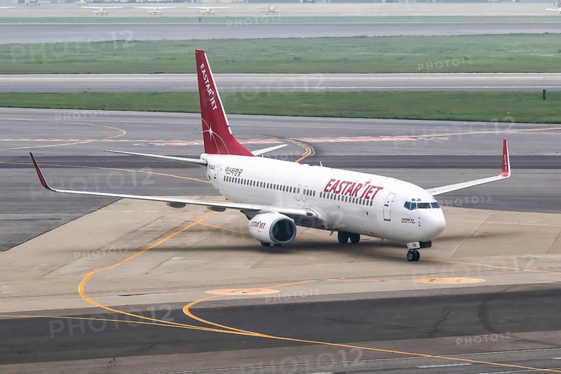 An Eastar Jet Boeing 737-800 with registration number HL8036 at Seoul Gimpo Airport