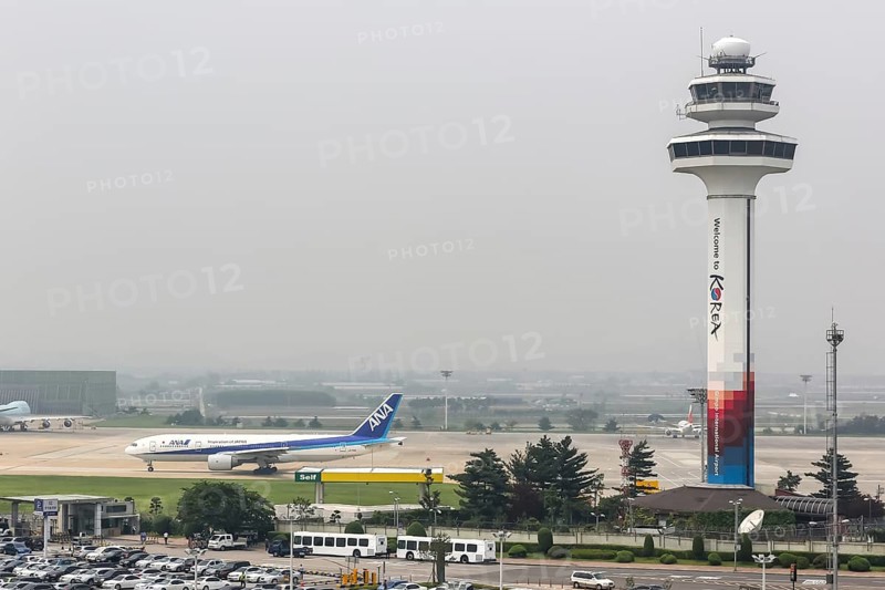 Tower at Seoul Gimpo Airport