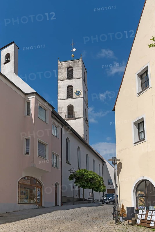 Tower and bell tower of the Christuskirche