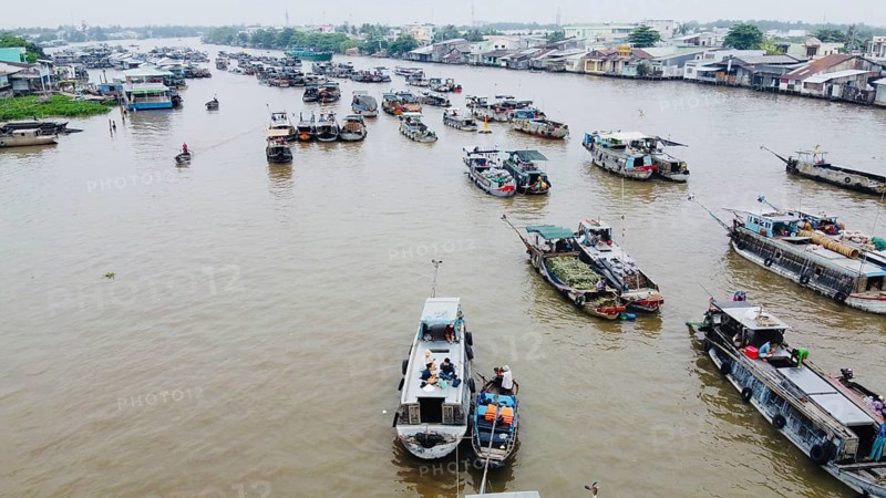 Floating Market