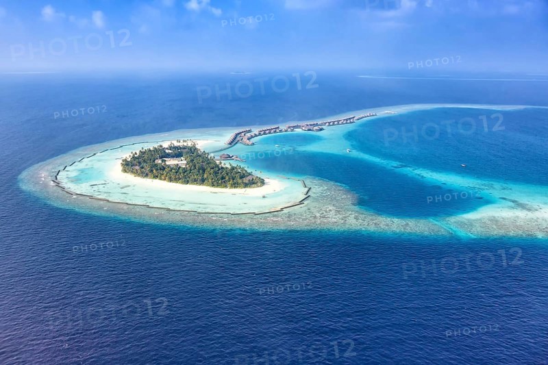Maldives island holiday sea panorama text free space copyspace Halaveli Resort Ari Atoll aerial photo tourism