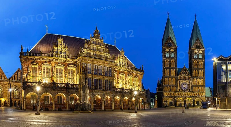 Marketplace Bremen City Hall Cathedral Church Roland Panorama by night in Bremen
