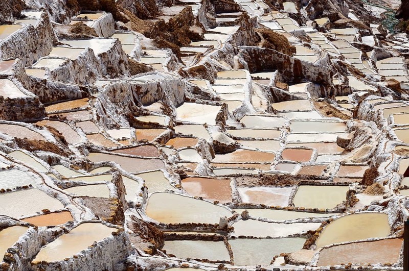 Terraces for salt extraction