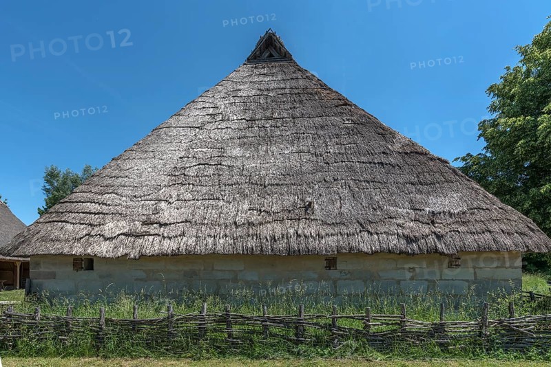 Swedish house with thatched roof built in 1554