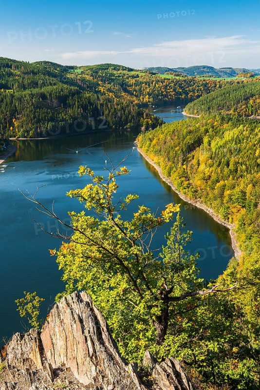 View from the buck rock to the Hohenwarte reservoir in autumn