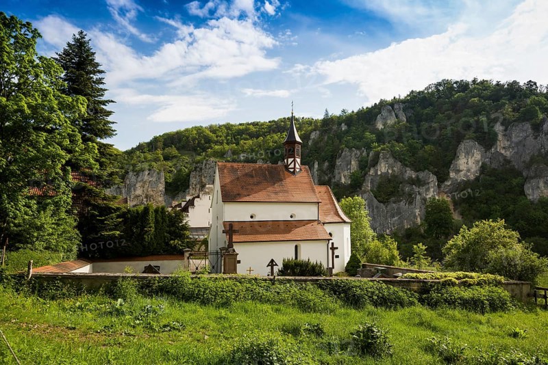 St. George's Chapel and Raven Rock