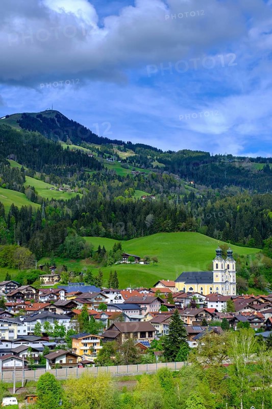 Barockkirche St. Jakob und St. Leonard