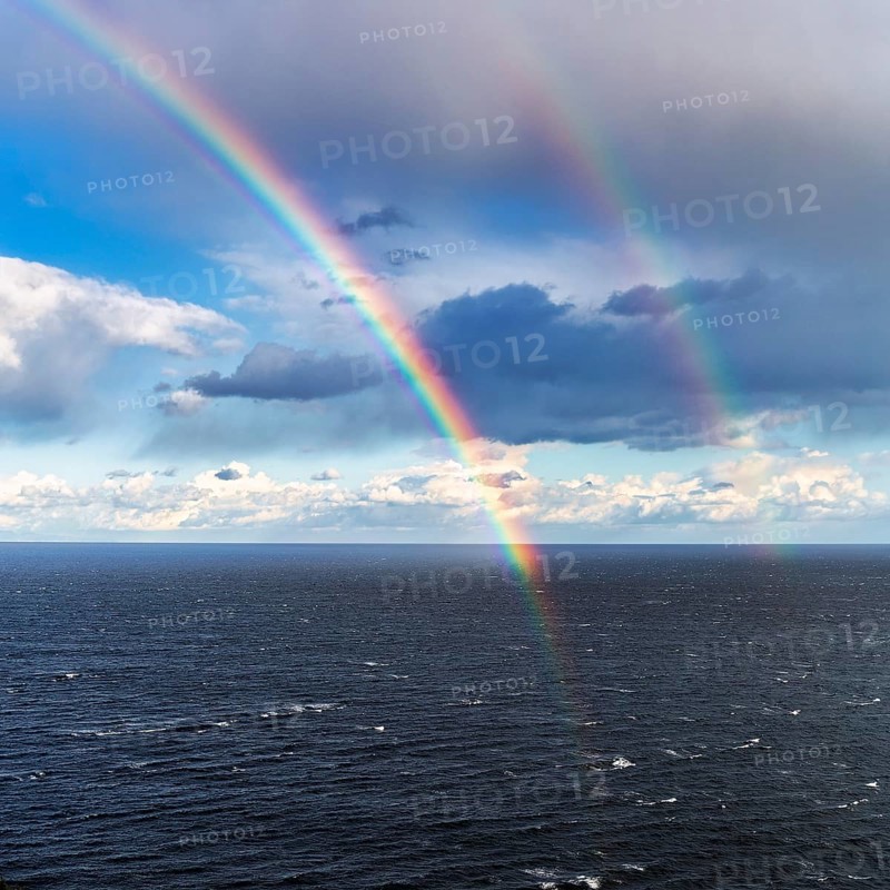 Double rainbow over the sea