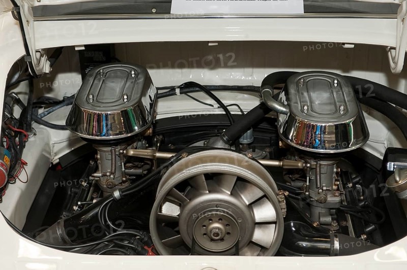 Tuned engine from Porsche 911