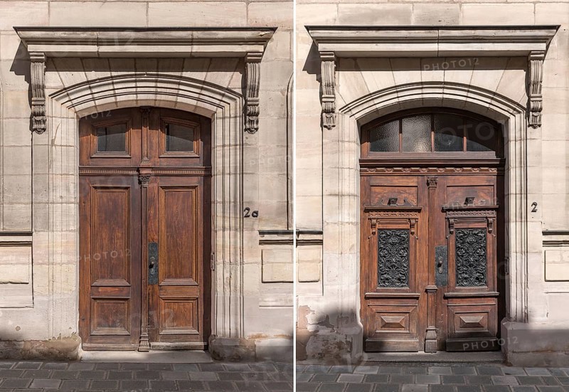 Entrance doors of the synagogue