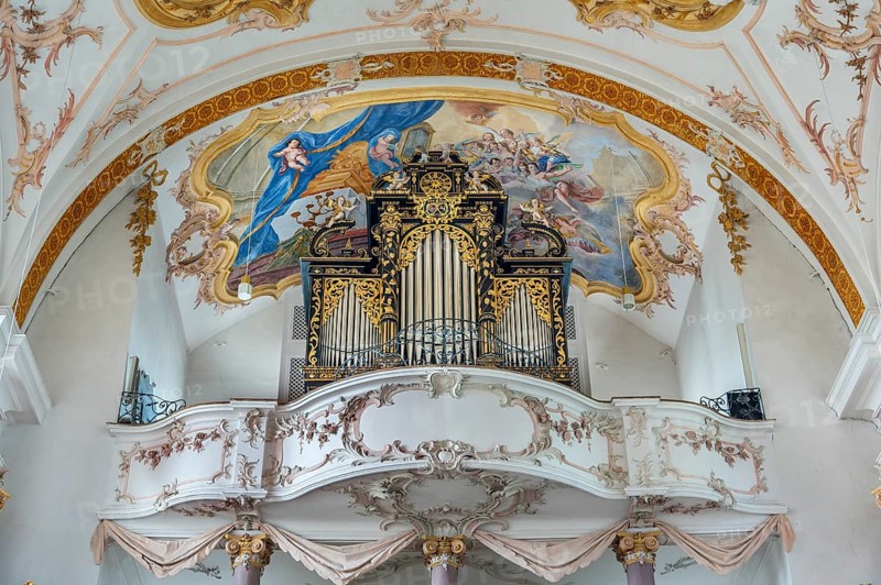 Organ gallery and ceiling frescoes