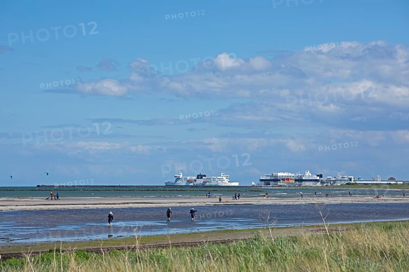 Ferry leaving the harbour