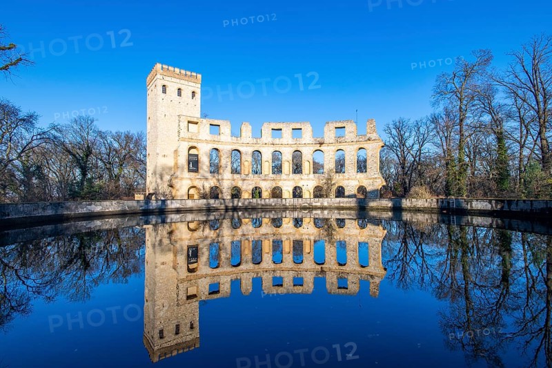 Water reservoir and Norman tower on the Ruinenberg in winter