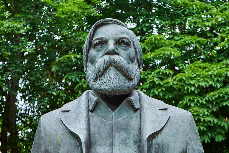 Friedrich Engels