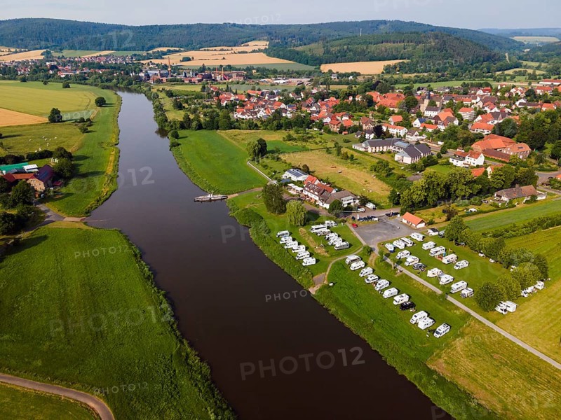 Drone image of the river Weser near Lippoldsberg