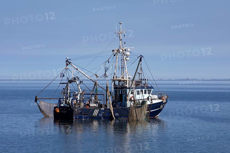 Crab cutter in the North Sea off Buesum