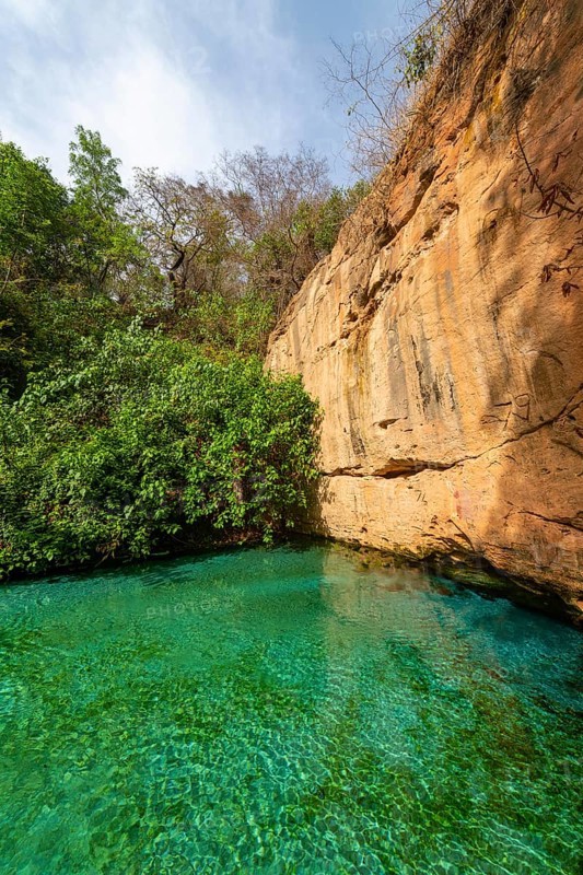 Turquoise Wikki warm springs